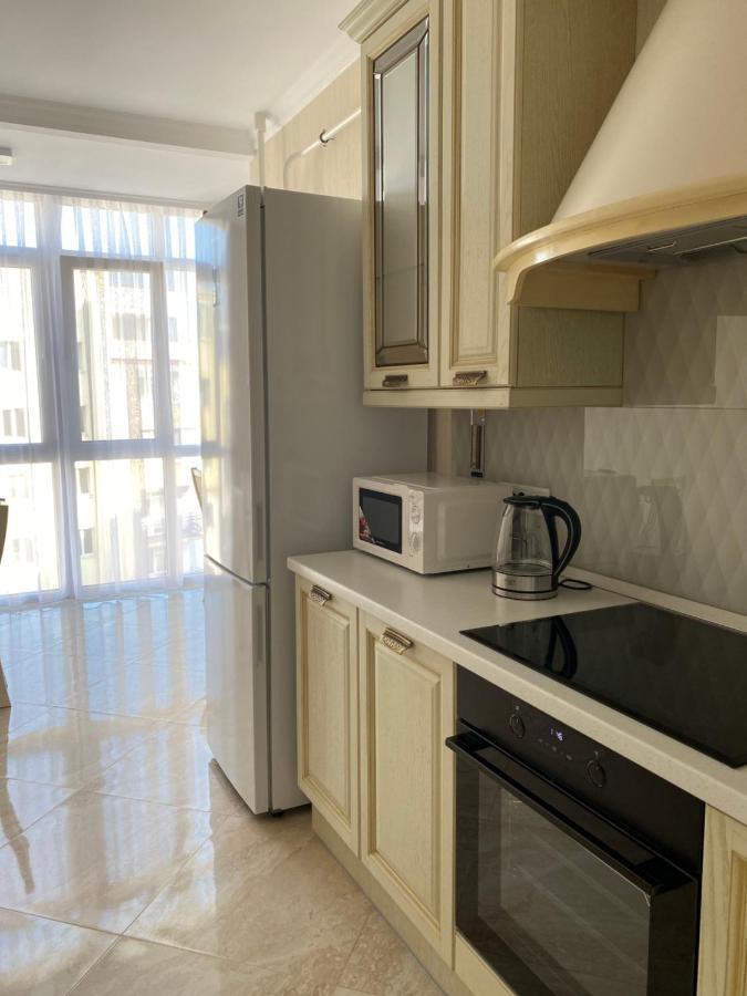 Apartment Britain ลวีฟ ภายนอก รูปภาพ