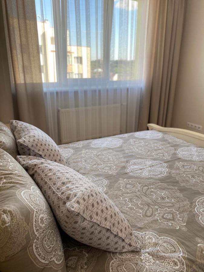 Apartment Britain ลวีฟ ภายนอก รูปภาพ